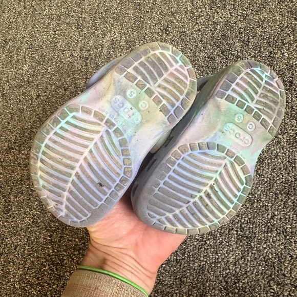 Blue baby crocs - Picture 2 of 3